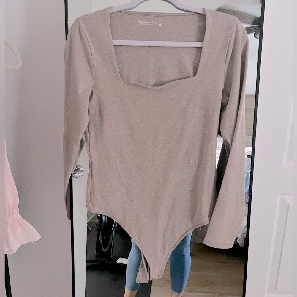 Never Worn- Abercrombie & Fitch Long Sleeve Leotard